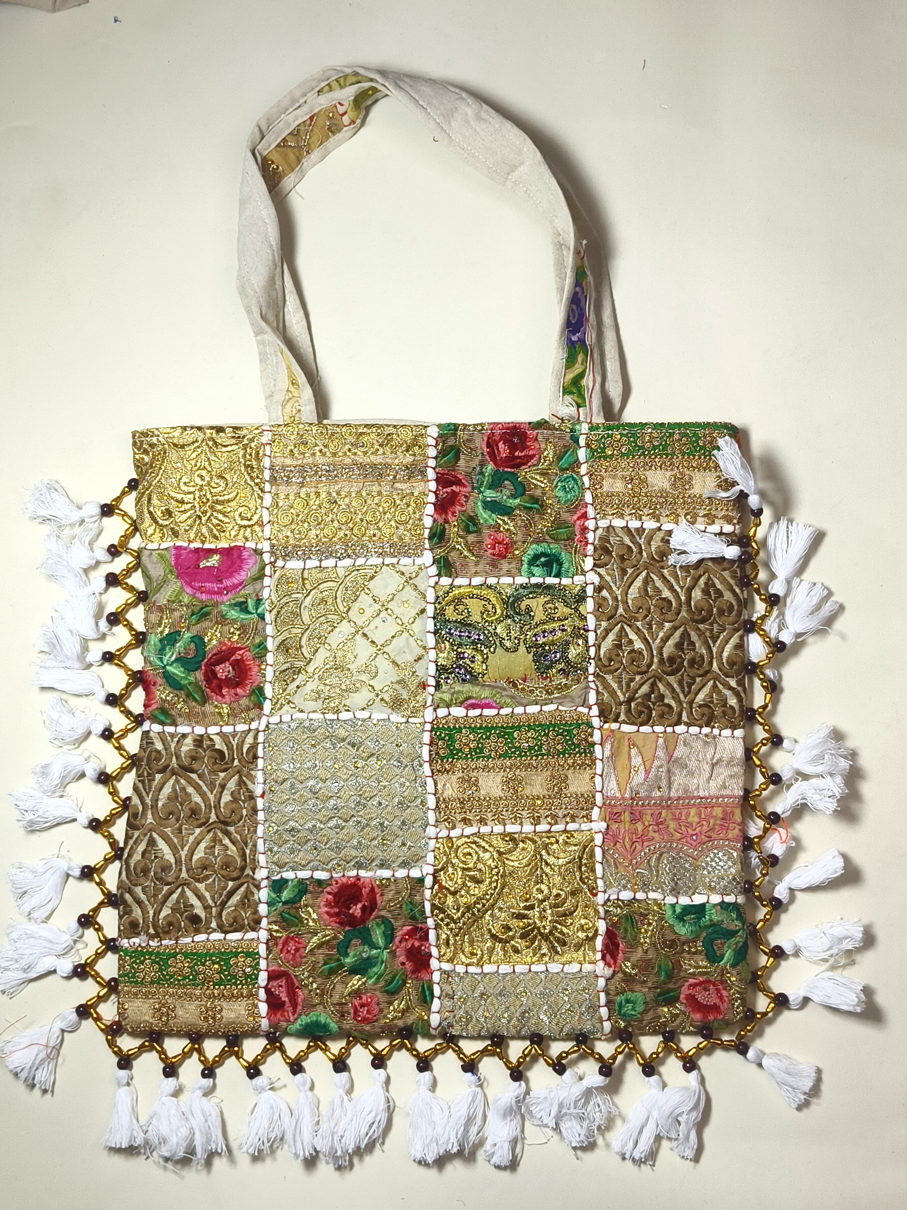 Khambadiya Tote view 2