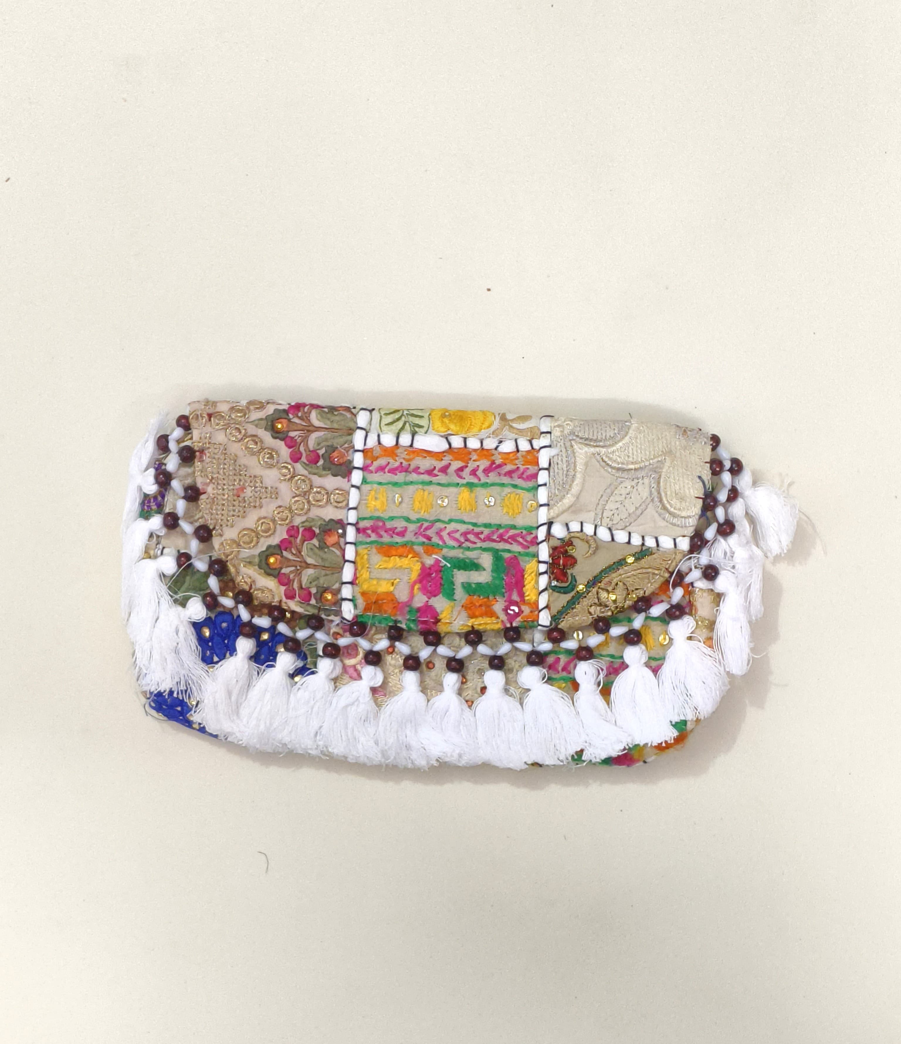 Embroidery Work Kalesh view 1